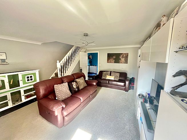34 Wood End Close, Sharnbrook